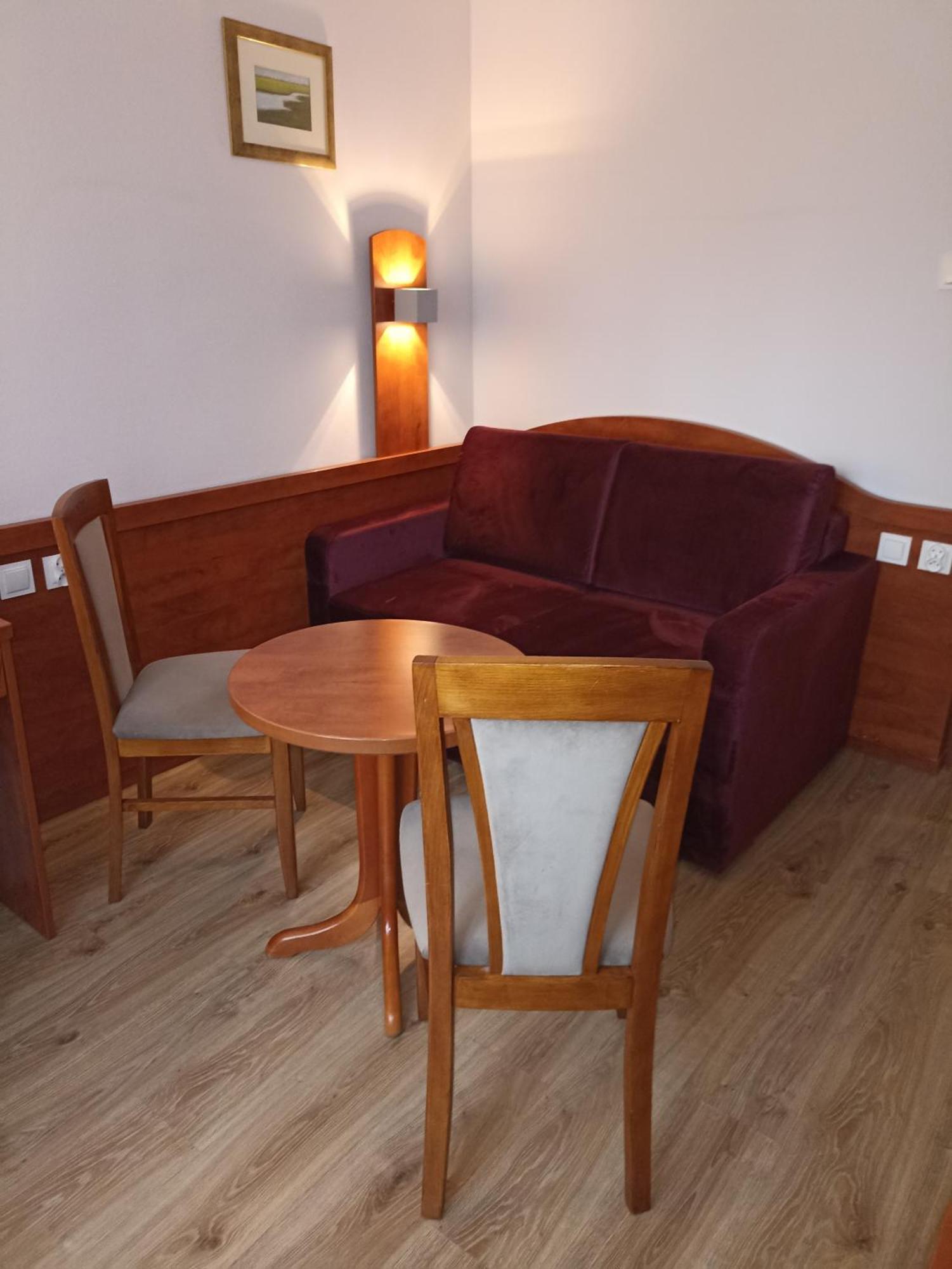 Hotel Pietrak Wągrowiec Εξωτερικό φωτογραφία